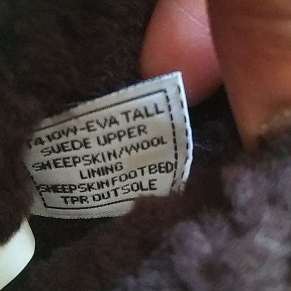 Women's dark brown sheepskin Bearpaw boots - Picture 5 of 6